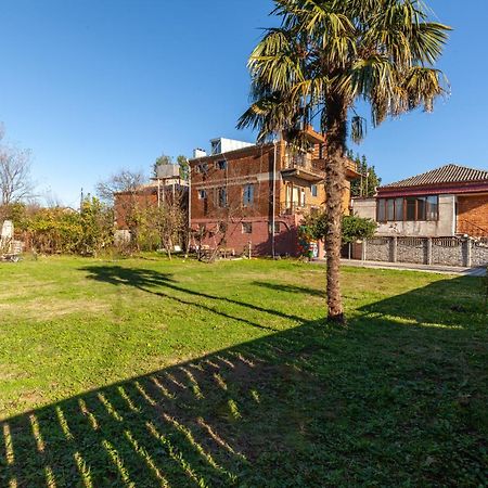 Stepin Garden Apartment Kutaisi Exterior foto